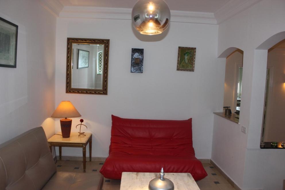 Alain Savary Tunis